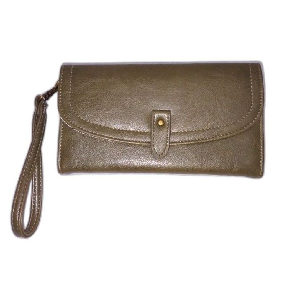 Olive Green Faux Leather Wristlet Wallet, NWOT.